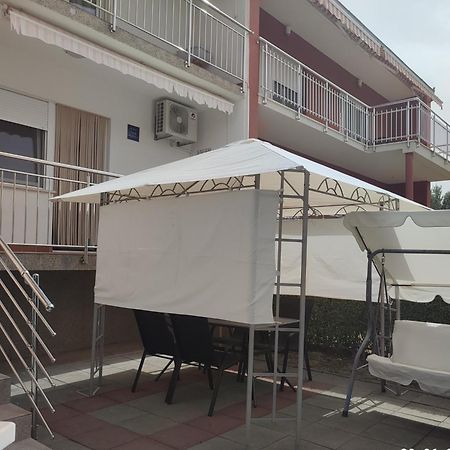 Angelina Apartman Kastela Bagian luar foto