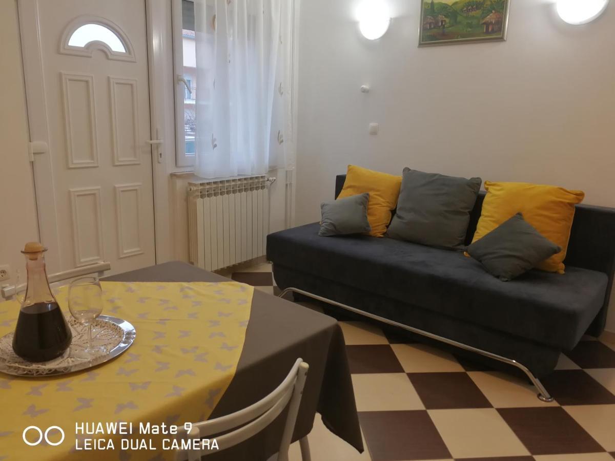 Angelina Apartman Kastela Bagian luar foto